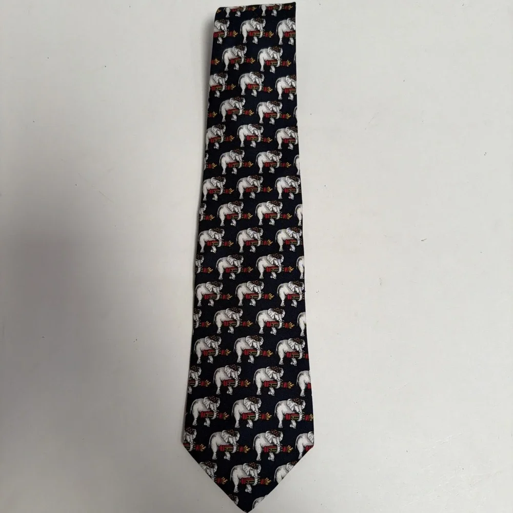 Brooks Brothers Necktie Makers Silk‎ Elephant Print Circus Tie
